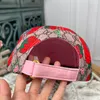 Diseñadores de gorras de béisbol sombreros gorra de béisbol de lujo Diseños de fresas estilo deportivo viaje ropa para correr sombrero temperamento gorras versátiles Selección de colores múltiples agradable