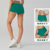 2024 LululemenI Mulheres Verão Yoga Hotty Hot Shorts Respirável Secagem Rápida Sports Underwear Feminino Bolso Correndo Calças Fiess Princesa Design Avançado KGI668