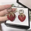 Designer Womens örhängen smycken Gold Diamond Strawberry Earring Stud Womans Luxury Charm Party Wedding Fashion Ear Hoop Pendants 2302132bf