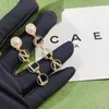 Модная бренда асимметричная салат с серьгами -серьгами роскошные классические алмазные жемчужины