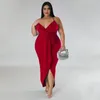 Robes décontractées Produits pour femmes d'été Vendez sans manches Deep V Sexy Temperament Tight Split Design Dinner High Street Robe de couleur unie.