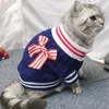 猫の衣装2頭の耐久性のあるボウノット装飾ペットセータータートルネック服ファッショナブルな物資