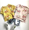 Set Vestiti per bambina Vestiti per bambina per bambini Tuta modello cartone animato Camicia semplice con stampa di lettere Pantaloncini di jeans anni