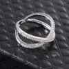 Bröllopsringar Huitan Luxury Cross X Shape Women Förlovningsring Full asfalterad CZ Stone Silver Color Elegant Simple Female Jewelry