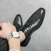 Formalne buty skórzane biznesowe mężczyźni 2023 Wiosna mężczyźni modne buty ślubne spiczasty Oxford spiczasty krokodyl buty biurowe