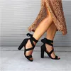 Sandali Donna Cinturino alla caviglia Tacchi alti Chaussures Femme Sexy Stripper Scarpe Peep Toe Pelle scamosciata Estate Donna Nero RossoSandali