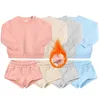 Kläder sätter nya nyheter barn Little Boys Girls Clothes Pieces Tracksuit Outfits Set Loose Top Sweatshirtelastic Joggers Shorts Young Suit