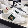 Designer Shoes Italy Men Women Casual Shoes Sneaker Classic White Stripe Canvas Splicing Sneakers Animal Embroidery Trainers With box Size 35-46