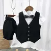 Completi di abbigliamento Set di vestiti per bambini formali per ragazzi Completo estivo per neonato Camicia bianca con papillon Gilet Pantaloncini Pezzi per anno