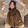 Szaliki Winter2023 Style kaszmirowy Moda Jacquard Leopard Print dwustronny krótki broda szalik damski zagęszczony ciepło i szal