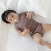 衣料品の子供服ベビーガールセット夏の短いスタイルの男の子ナイトウェアPCSモーダルソリッドカラー幼児パジャマセットスーツかわいい