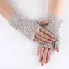 3 Ensembles/Pack Fournitures de Fête Gants de Cosplay Élastiques en Dentelle Demi-Doigts 18,5 cm de Longueur Femme Halloween Court Dîner Sexy Performance Mitaines de Mariage à l'épreuve du Soleil