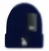 New Usisex La Fashion Street Hats Beanies Solid Hot Dome رسالة دافئة Skullcap