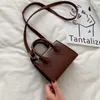 소매 도매 가방 95% 할인 여성 Tasche Bolsos 미니 숄더백 핸드백 및 지갑 플랩 디자이너 크로스 바디 토트를위한 작은 작은 가방