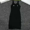 Casual Dresses Designer stickad ￤rml￶s Suspender Dress Slimming Wool Letter Vest kjol Nytt p￥ v￥ren och sommaren 2023 ENQC