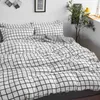 Bedding Sets Lattice Bed Linen 2 People Family Diread na tampa de edredão de cor sólida listrada macia 240x220 para casa