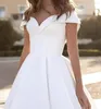 Robe de mariée Simple ligne a, épaules dénudées, effet d'illusion de cœur, bouton au dos, longueur au sol, robe de mariée sur mesure