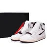 Hommes Femmes Casual Chaussures Jumping High Top Flat Sneakers Running Cowboy 1s Cour Cuir Créateur de mode classique Noir Rouge Chaussures de basket commémoratives 36-46