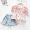 Lzh Baby Girls Sets Zomer Kinderkleding Zoete bedrukte Topshorts PCS Pak voor kinderkleding Girl Korte Mouw Outfit