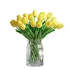 Flores decorativas Pu mini tulipas artificiais Decoração de casamento Hand Bouquet Home Room de estar de ornamento falso