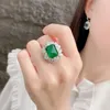 Cluster ringen hoogwaardige originele damesring katoenen simulatie Emerald toermaline koolstof diamant luxe banket sieraden