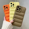 Custodia color caramella di lusso in piumino per iPhone 14 13 12 11 Pro Max X XR XS Max 7 8 Plus Cover protettiva per fotocamera in silicone morbido