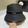 Women Designer Bucket Hat Fashion Słaska Słońce Hat dla mężczyzn luksusowe czapki plażowe Kobieta czapki baseballowe czapki baseballowe Casquette 2302146bf