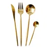Servis uppsättningar koreanska bordsartiklar gyllene bestick set middag s poon gaffel 18/8 rostfritt stål metall knivar gafflar skopor västra guld