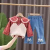 Zestawy Dziewczyny Dziewczyny wiosna jesienna stroje nowa moda kwiatowa koszula i dzianina dżins