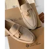 Italien designer Loropiana skor Lucky Shoes Läder Kvinnor Skor Autumn Shoes Cashmere Suede Flat Sole Bekväma singelskor Casual Shoes 75Z0