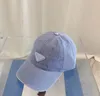 Denim baseball boll hattar mössor för kvinnor och män svart vit designer 2023 Nytt modeben krökt ko visir casquette snapback cap9028888