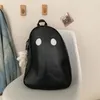 mochila gótica negra