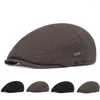 Berets herfst heren sboy hoeden dikke warme wollen baret outdoor klassieke vrachtwagenchauffeurs hoed oorbescherming winter mannen piekkap