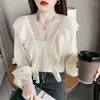 여성용 블라우스 Blusas de Mujer Blouse Shirts 2023 한국 버전 v-neck 레이스 스티칭 프릴 우아한 여성 레이디스 탑 6569i