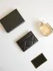 Porte-cartes de créateur de mode de luxe modèle classique matelassé en peau d'agneau caviar entier noir rouge rose femme petit mini portefeuille Pe214V