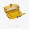 Вечерние сумки Bafelli Women Sidback Квадратная классическая цепная сумка с перекрестным плечом мода стильный мини -кошелек повседневный тренд 230213