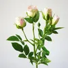 زهور الزهور الزهور أكاليل 4 رؤوس الاصطناعية الطويلة الجذعية الزفاف الزفاف الحرير وردة فروع بلاستيكية مزيفة مع أوراق المنزل ديكور