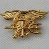 Selo da Marinha dos EUA Águia Âncora Tridente Mini Medalha Uniforme Insígnia Crachá Crachá de Ouro Halloween Cosplay Toy191p7507495