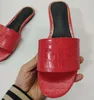 Nya heta m￤n Kvinnor Sandaler skor designer tofflor krokodil rand tryck Slide Summer Wide Lady Sandals Slipper With Box Dust Bag 35-43