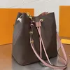 여성 가죽 NEONOE 양동이 어깨 가방 디자이너 핸드백 지갑 여성 Drawstring 가방 토트 패션 Crossbody 가방 M44022 M44887