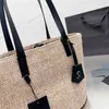 Trendy Tote The Tote Bag Y-Letter Mulheres Designer Bag Straw Crochet Luxurys Bolsa Mulheres Moda Clássico Grande Capacidade Bolsas de Cor Sólida