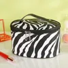 Bolsas de cosméticos Bolsa de moda feminino Makeup Travel Organizador para casa Grande capacidade Casos de lavanderia Caixa