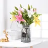 Flores decorativas de impressão 3D Ramo de lírio de aparência real artificial para decoração de casamento em casa decoração de jardim falsa branca