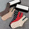 デザイナーメンズレディースソックス 5 ペアリュクススポーツ冬メッシュレタープリント靴下刺繍綿男性女性ボックス AAAA1