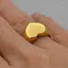 Eheringe Gold Farbe Trend Kreative Liebe Herzförmige Edelstahl Ring Licht Luxus Metallic Textur Mädchen Schmuck Paar