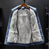 Giacche da uomo Uomo e cappotto Trendy Warm Fleece Denim spesso 2023 Winter Fashion Mens Jean Jacket Outwear Cowboy maschile Plus Size 5XL 230213