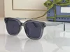 Funky zonnebril voor mannen en vrouwen 1247-stijl anti-ultraviolet retroplaat vierkant full frame full frame mode bril willekeurige doos