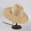 Chapeaux à larges bords Chapeaux de seau Ceinture Sangle Chapeau de paille pour femmes Mode Vacances Plage UV Chapeaux WideBrim Panama Chapeaux En Plein Air En Gros 230215