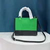 Marc Tote Bag Couro Designer Totes Bolsas Luxurys Bolsa Mulheres Sacos de Compras Versátil Messenger Ombro Beach Bag Bolsas Pretas 230215 230806