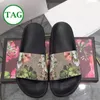 2023 Top Slipper Men Women Black Floral Canvas Green Blue Flowers Slides Designer Slippers Flat Slide Fashion Luxury Summer Beach Platform Rubber Shower Sandals